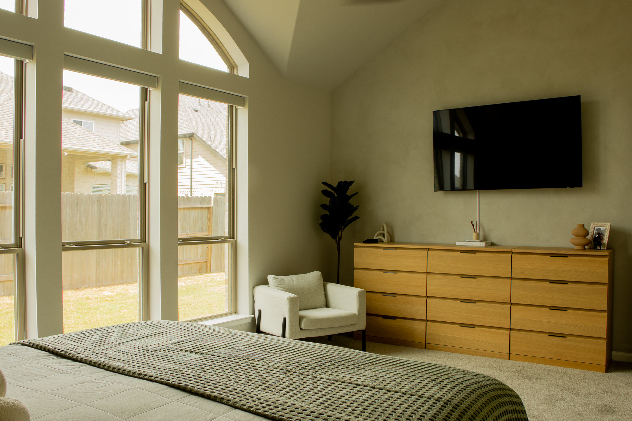 Master bedroom with comfort in mind